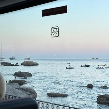 Casa Sul Vicolo - Fronte Mare جيارديني ناكسوس