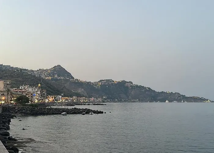 Casa Sul Vicolo - Fronte Mare