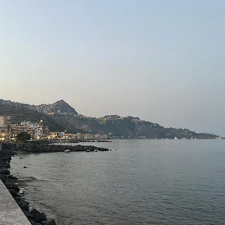 Casa Sul Vicolo - Fronte Mare