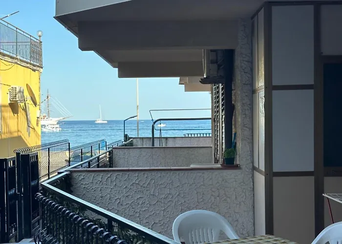 Casa Sul Vicolo - Fronte Mare